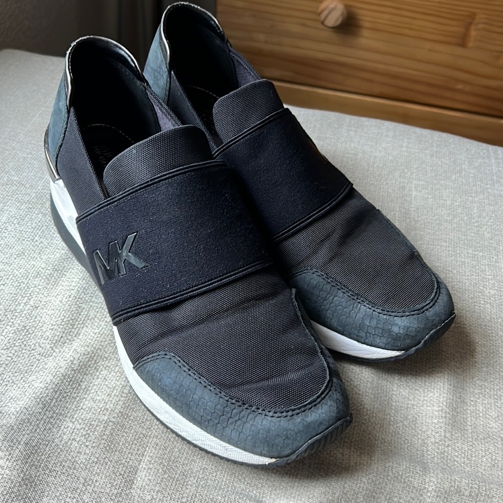 Michael Michael Kors Felix Canvas & Faux Snake Tr… - image 2